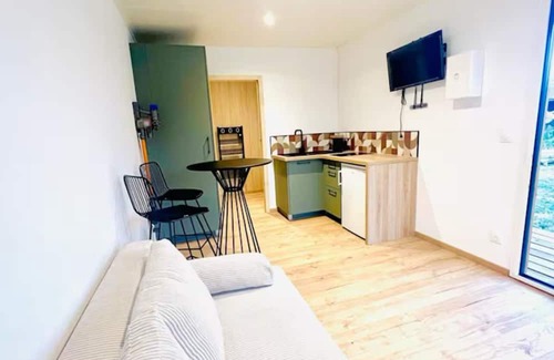 Salles-en-Toulon Cabin | 🍃 Lodge des Oliviers🍃