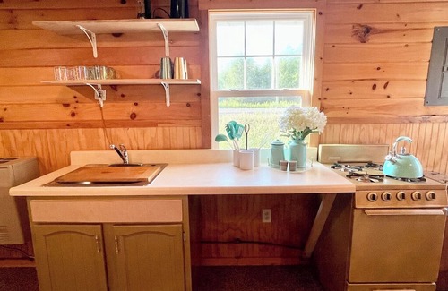 Jordanville Cabin | This cabin is a 1 bedroom(s), 50 bathrooms, located in Mohawk, NY.