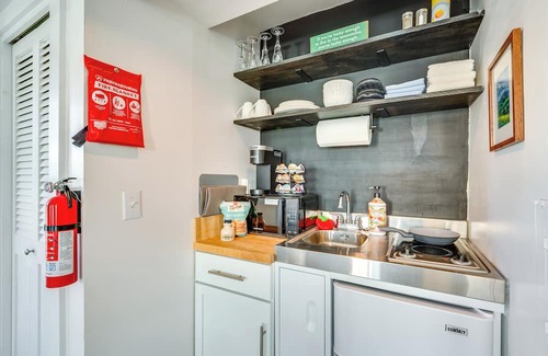 Waterbury Apartment | 15 Mi to Stowe Mountain Resort: Main Street Studio