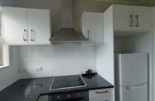 Mount Albert House | 7 Beds including 4 Double Beds, 1 Single Bed, 2 Double Sofa Beds, 8 Renton Road, Mt Albert, Auckland