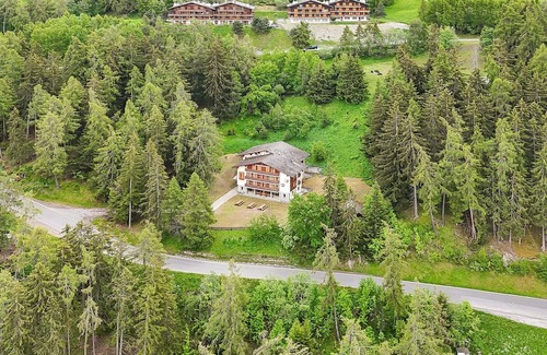 Les Mayens-de-Sion Ski Chalet | Chalet in Les Agettes with mountain view