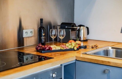 Lower Town Apartment | Prime Flat at Grand Place