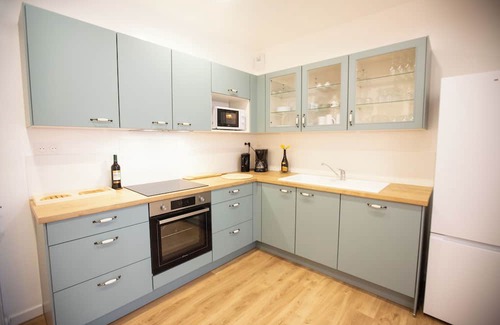 Le Marais House | "Chez Mami" 3 star house 8 pers quiet City and train station on foot