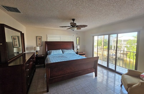 Long Key House | Tranquil 3-bedroom 2 bathroom house bay and ocean access with dock and boat lift