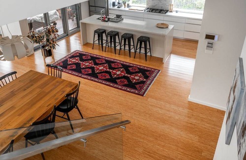 Wright House | Cullen Stay Calm Connected Convenient