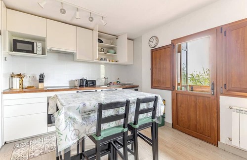 Cogolludo Apartment | Rural apartment Encanto Manchego overlooking Pueblos Negros - 6 people