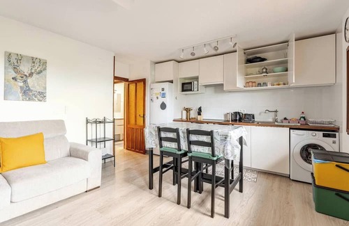 Cogolludo Apartment | Rural apartment Encanto Manchego overlooking Pueblos Negros - 6 people