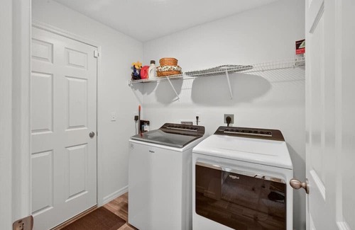 Port Saint Lucie House | Sleeps 6 Port Saint Lucie Retreat Home BBQ Grill