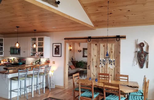 Ridgway House | Elegant Ridgway Retreat with Hot Tub & Fireplace