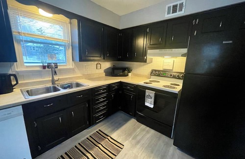 Belton House | Classy 2 Bedroom Home