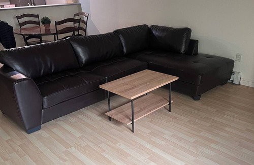 Tudor Area Condo | Beautiful Top Fl Condo - 5 min from U-Med District 2-bedroom condo in Anchorage