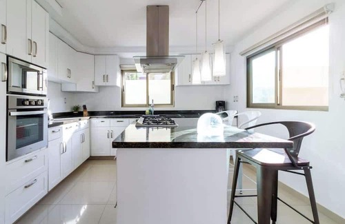 Zapopan Apartment | Casa Galerías Summary