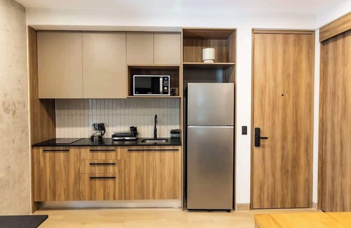 Zona Expo Apartment | Expo Summary: Departa