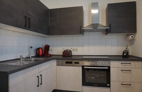 Ballenstedt Apartment | Apartment with balcony facing the avenue especially for couples with a car