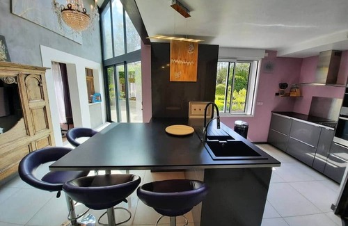 Saint-Pern House | La Maison Jeanne (14 pers)