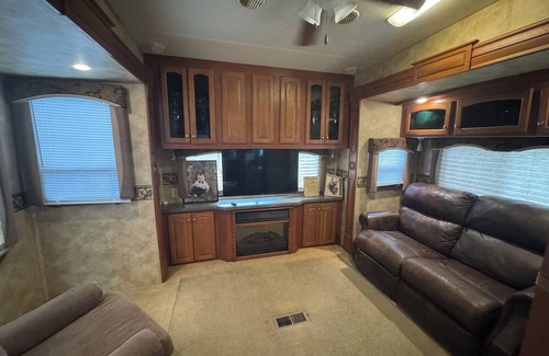 Holly Beach House | Spacious RV with AC in charming Holly Beach