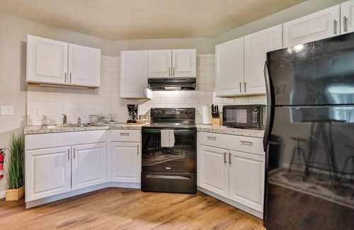 Weston Apartment | Jelinek Hideaway Unit 7