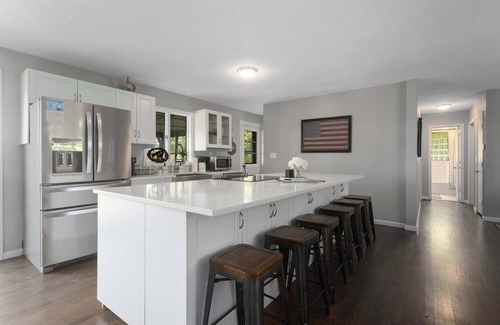 Cass County House | 4BR 20-Acre Country Retreat with Private FishPond