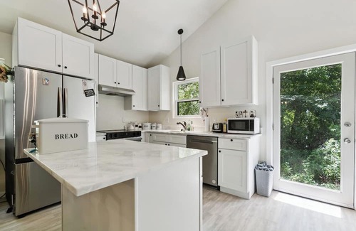 New Aurora - English Turn House | NOLA Swamp Retreat