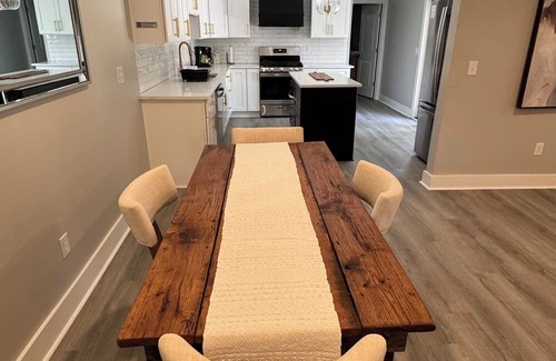Starkville House | Newly renovated spacious 3 BR/2 Bath home. Only 2.6 miles from Davis Wade.