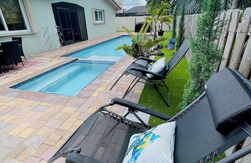 Pembroke Pines House | Charming 1-bedroom studio in welcoming Pembroke Pines with your own pool