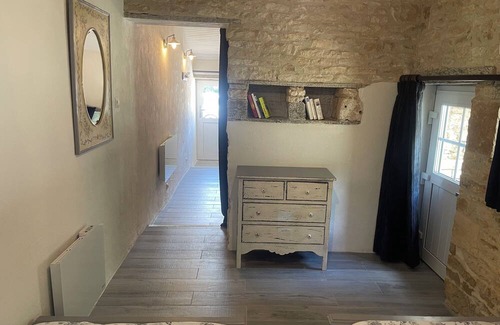 Brux Bed & Breakfast | Chambre du Jardin, French farmhouse bed and breakfast family room, sleeping 1-4