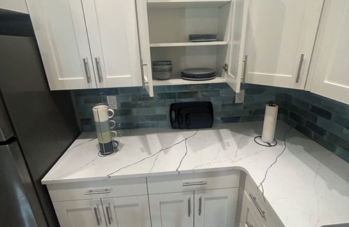 Evansville Apartment | Cozy studio in peaceful Evansville with AC, fitness room