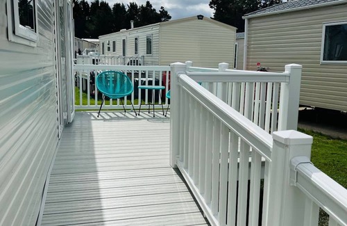 Prestonpans House | swimming pool, entertainment complex, and children's play areas.