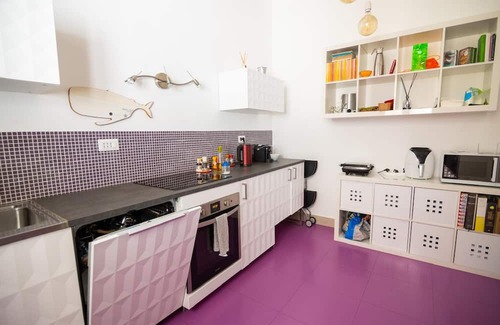 Reggio Calabria Apartment | Room with private bathroom in the city center.