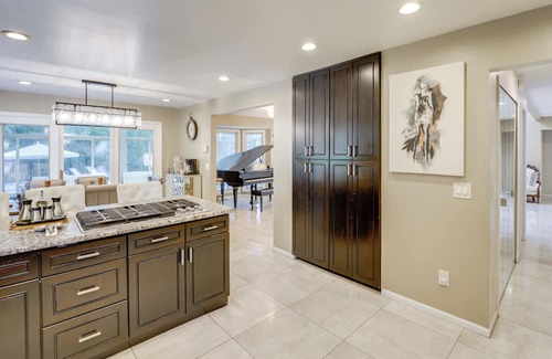 Anchorville House | Indoor & Outdoor Entertainment! Luxe Michigan Home