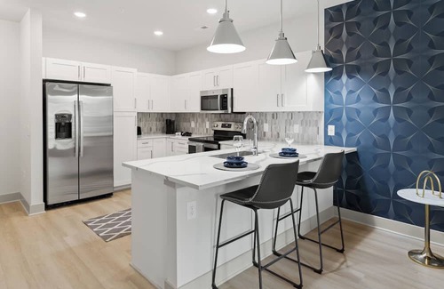 East Raleigh Apartment | Stunning Living 5 Min From Downtown