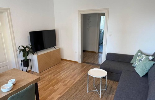 Kempten Apartment | Central city apartment with balcony. Ideal for families.