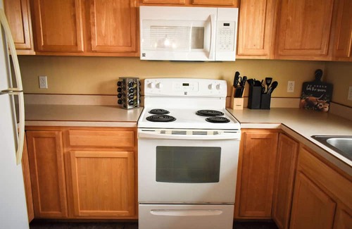 Shelby Condo | Cowboy Condo in Charming Shelby