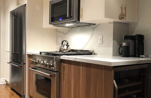 Sheridan House | Luxury Sheridan Park Home