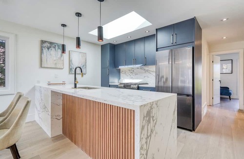 Richview House | Newly renovated 04 bedroom house in Toronto