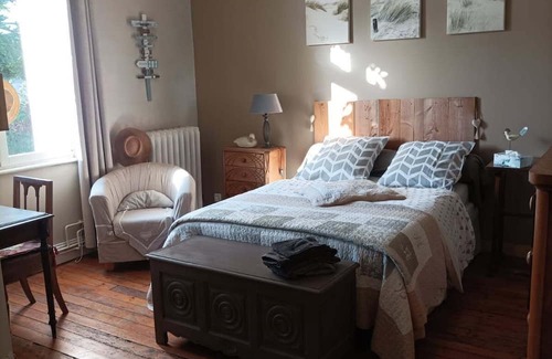 Holnon House | Vrbo Property