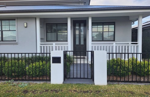 Marsden Park House | Couples' haven - 2 bedrooms