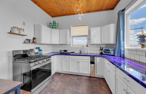 Claunch Apartment | Starry Sky + Serene Setting: Rural New Mexico Gem