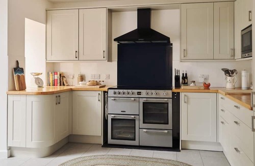 Staffin House | Tigh Na Bruthaich by Interhome