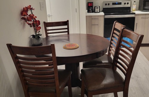 Saanichton Apartment | 2-Bedrooms Suite – Ideal for Your Next
