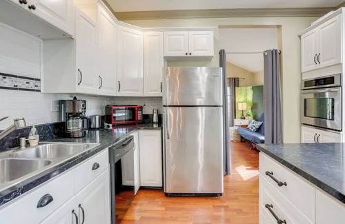 Franklin House | Historic Home on French Creek - 2 Blocks to Dtwn