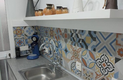 Pedregalejo Apartment | Apartment 'Casa Playa 3 Dormitorios' with Sea View, Wi-Fi and Air Conditioning