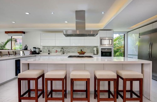 Playacar Villa | Vista Estate: Incredible Villa 1 Block from Beach, Perfect for Groups + Events