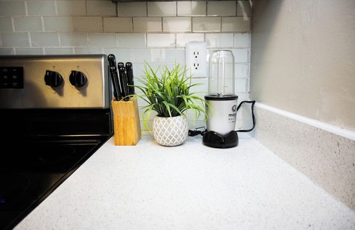 Sandy Springs Apartment | Chic 1-bedroom apartment with fitness room and AC in Sandy Springs