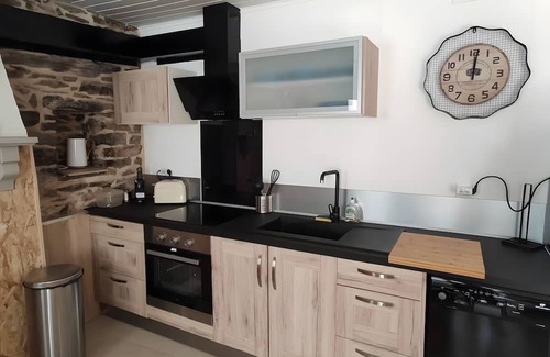 Brelevenez House | Holiday Home 'Maison À Lannion'