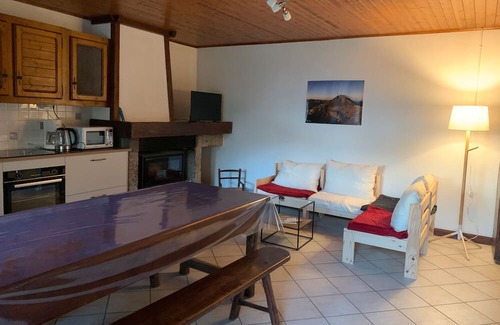 Mandailles-Saint-Julien House | Farm Cottage at Puy Mary