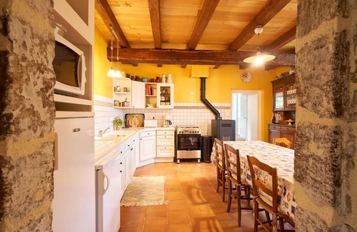 Montagrier House | Farmhouse with Private Garden