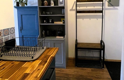 East Kootenay Apartment | Cozy Studio at Ski Hill
