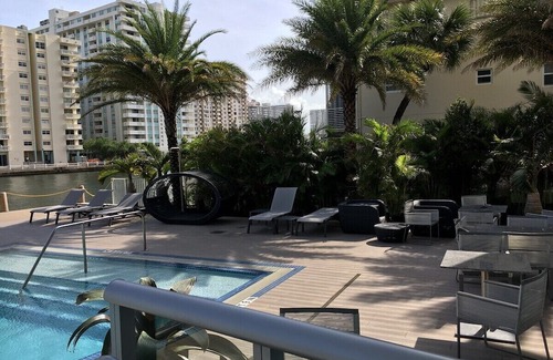 Hallandale Beach Apartment | BEACHWALK, Beautiful Studio with Beach Club