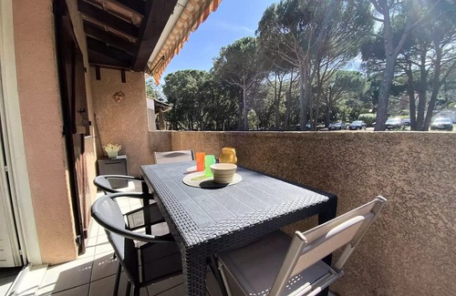 Sainte-Maxime Apartment | Residence Soleil D Or Ii - 2 Rooms for 5 People